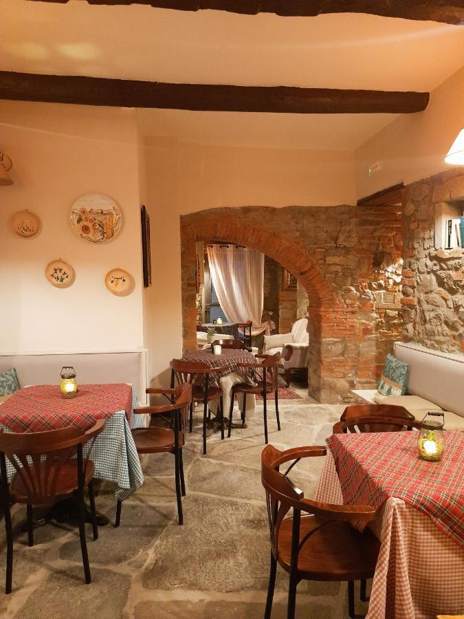 Boutique Hotel Fox'S Inn San Giustino Valdarno Bagian luar foto
