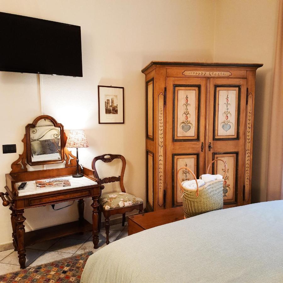 Boutique Hotel Fox'S Inn San Giustino Valdarno Bagian luar foto