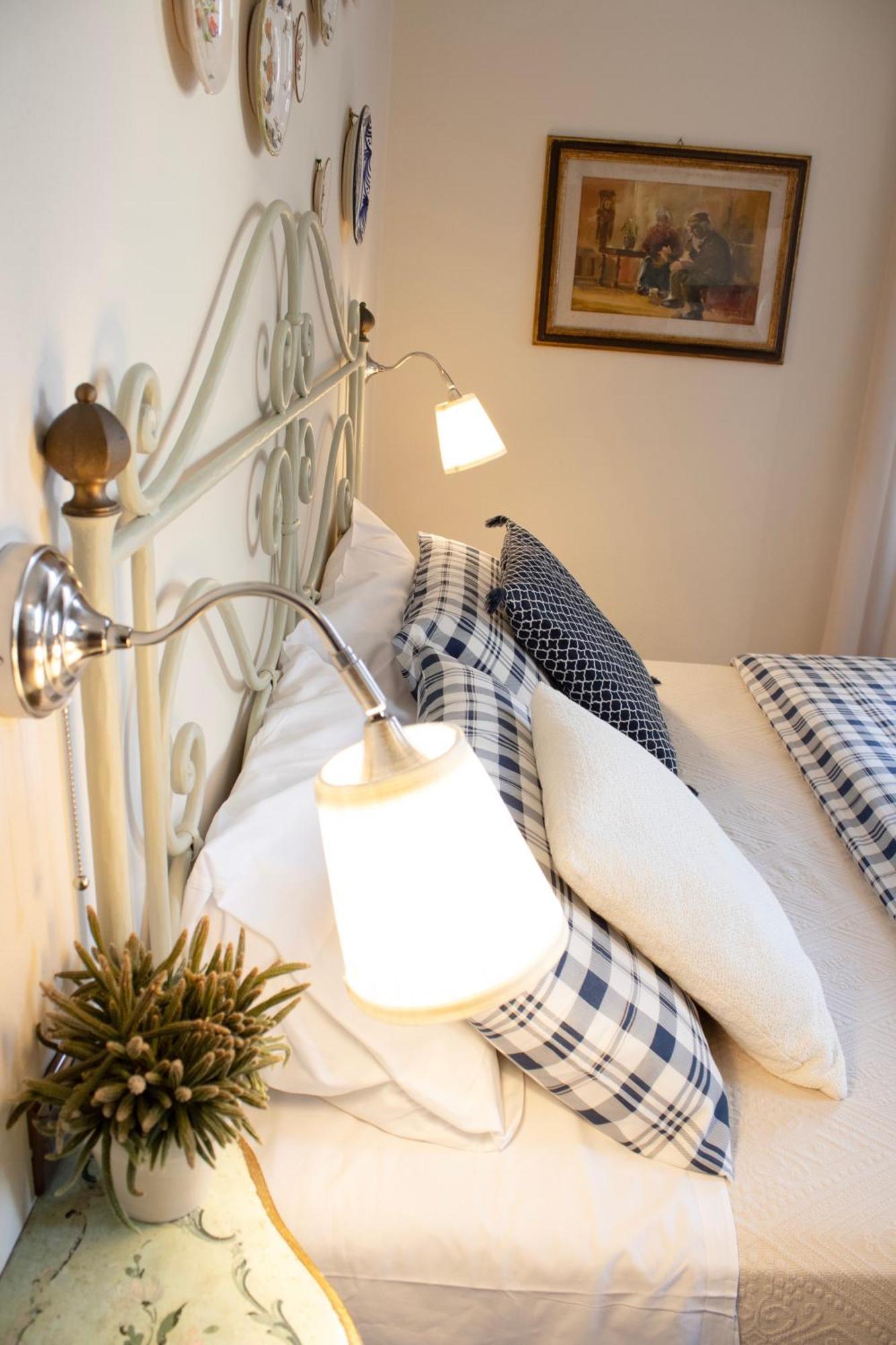 Boutique Hotel Fox'S Inn San Giustino Valdarno Bagian luar foto