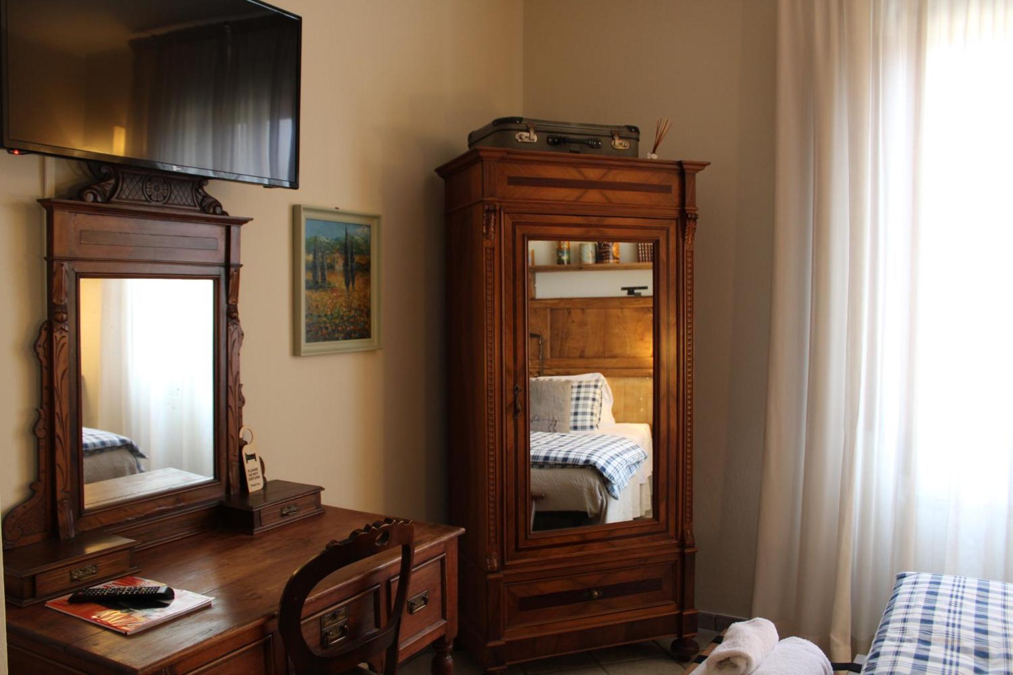 Boutique Hotel Fox'S Inn San Giustino Valdarno Bagian luar foto